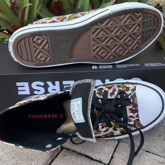 CONVERSE CTAS HI WMNS - Picture 5 of 16